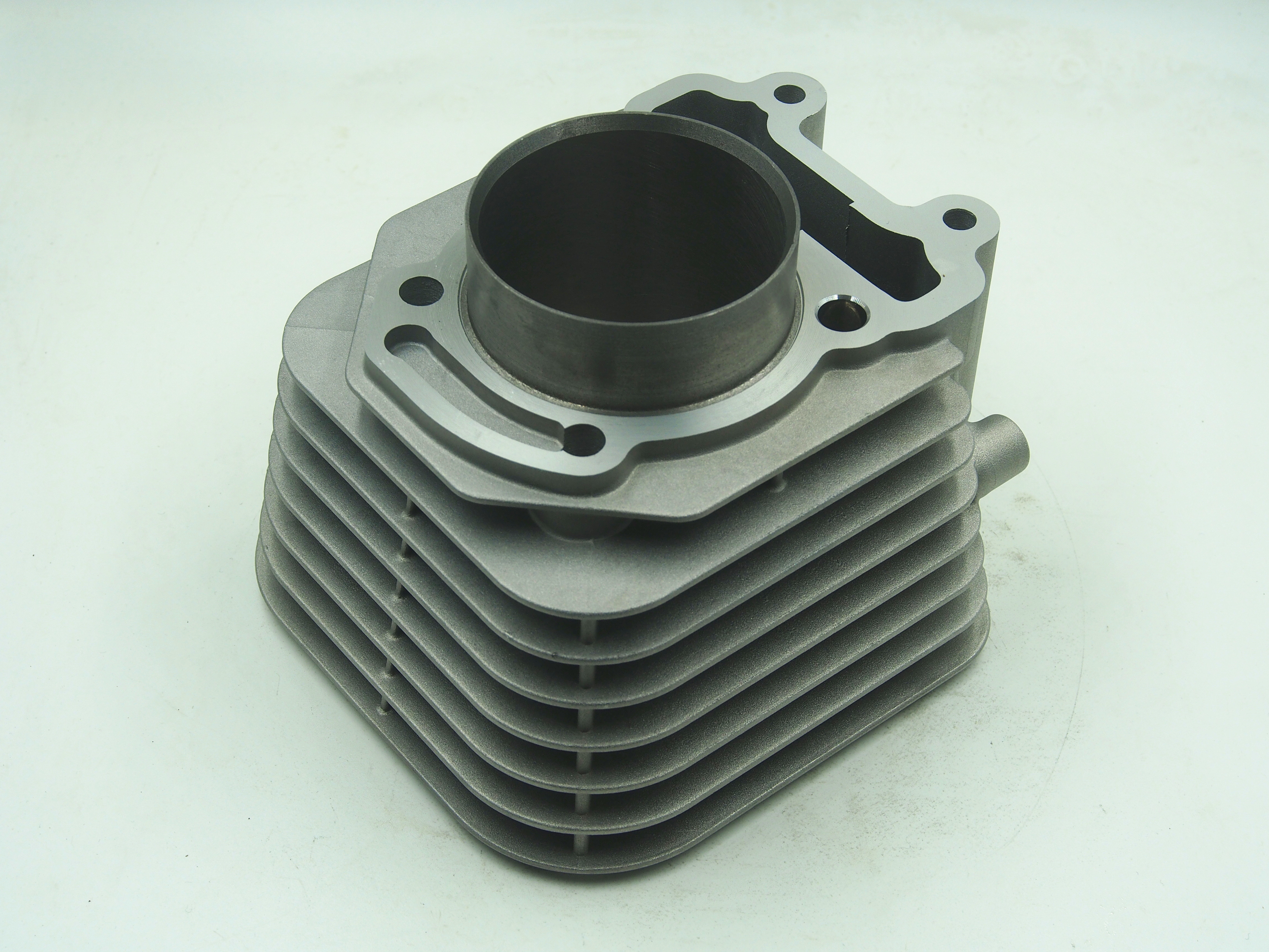 Bajaj 205 BAJAJ Cylinder Four Stroke Cylinder Replacement For Motorcycle Engine Parts